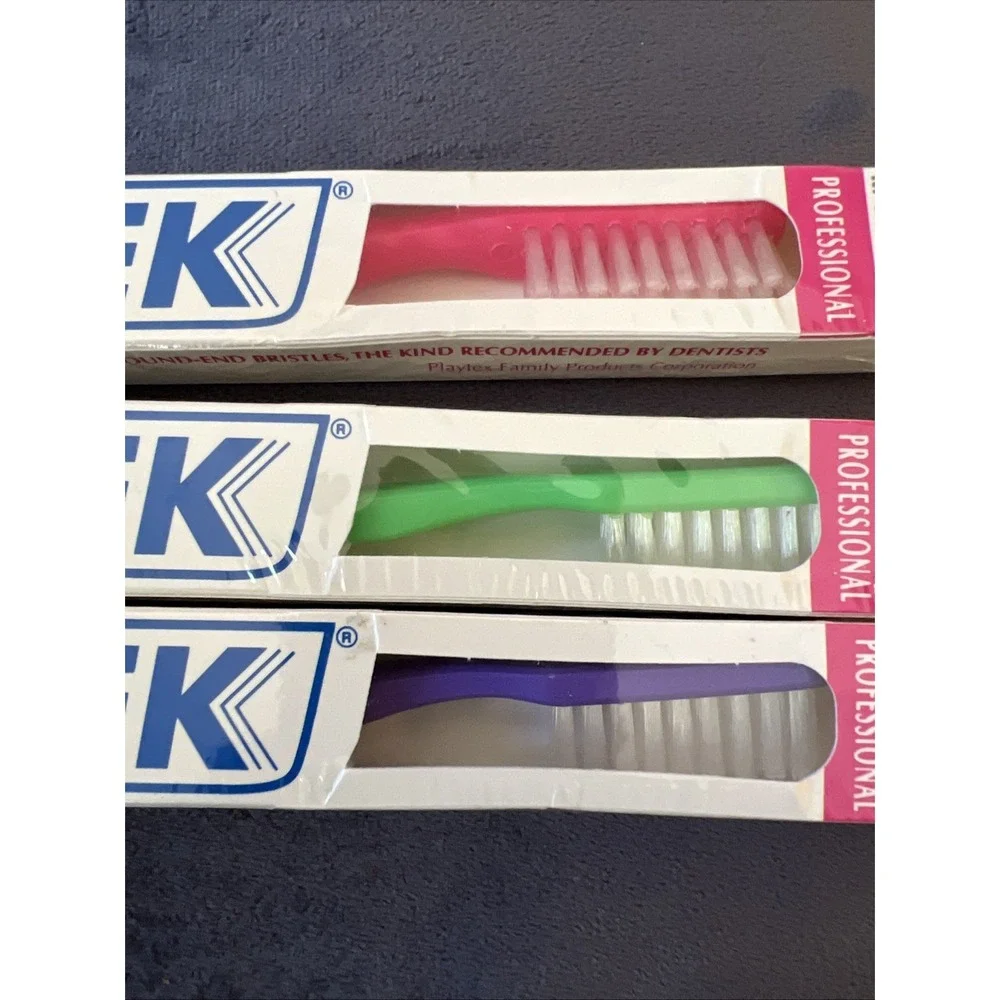 Vtg 1991 Tek Professional Adult Med Deluxe Toothbrush Lot of 3 Sealed NOS